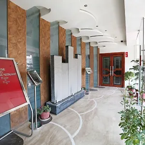 New Broadway Hotel Varanasi
