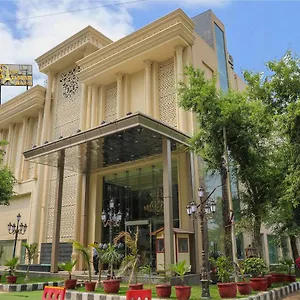 Hotel The Grand Parisian ***